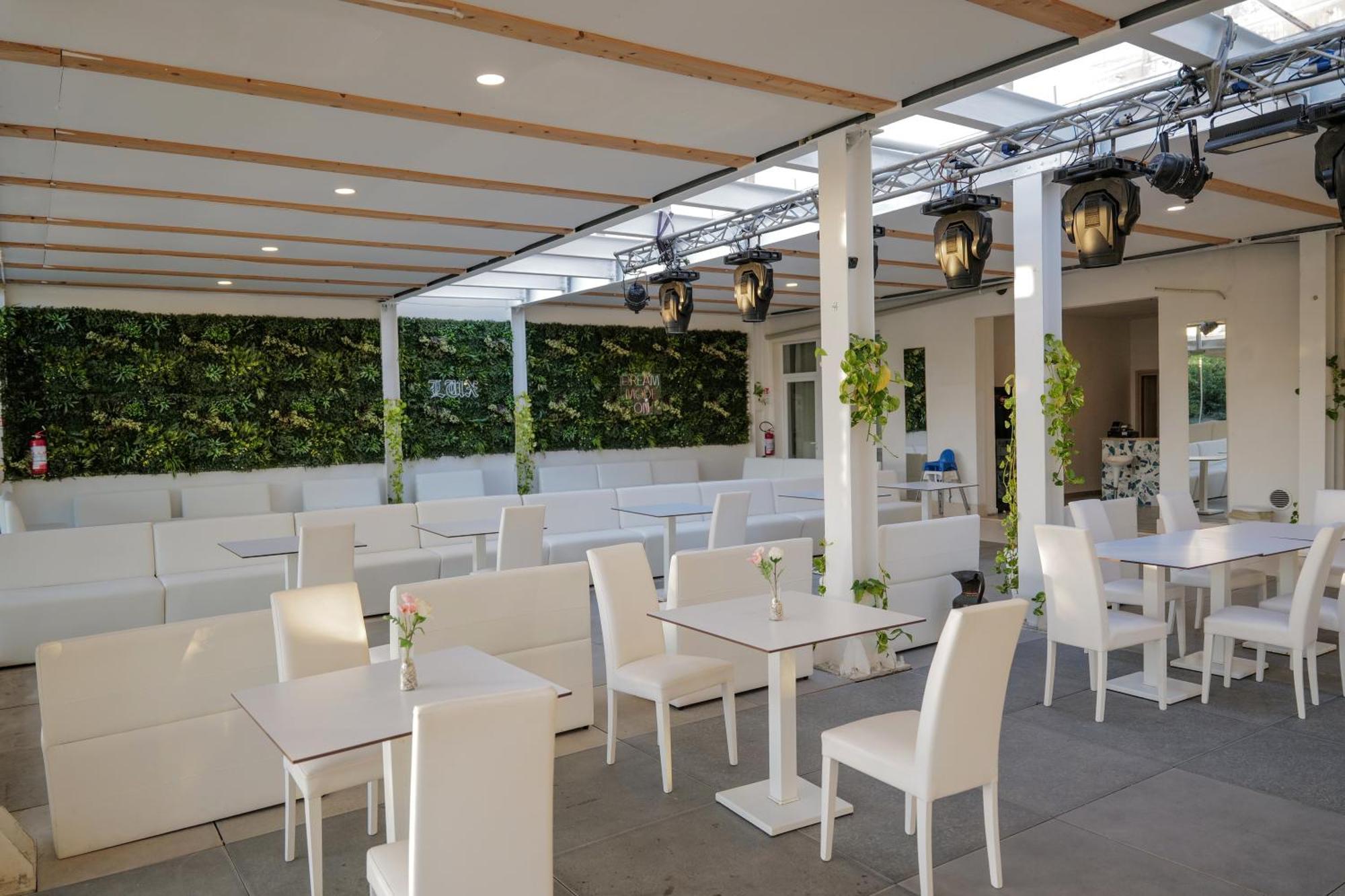 Hotel Artemide Mare เพสตุม ภายนอก รูปภาพ