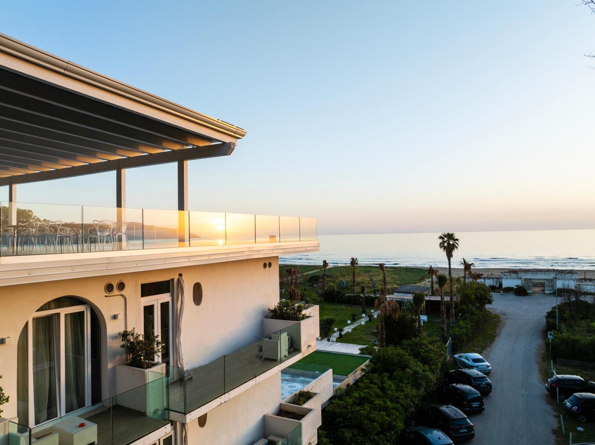 Hotel Artemide Mare เพสตุม ภายนอก รูปภาพ